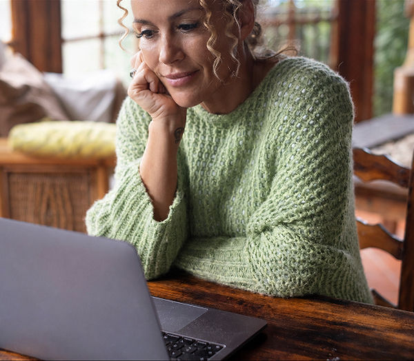 woman on laptop