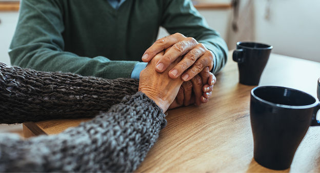 hands holding